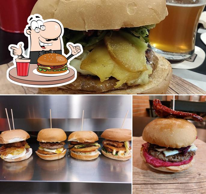 Ordina un hamburger a St. Patrick's Rende