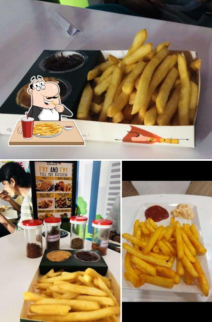 French fries at Roll Over