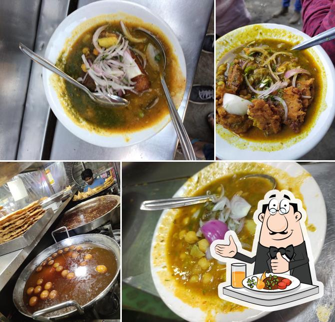 Food at Vishal Chat Bhandar