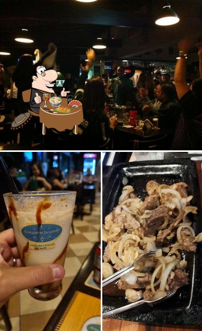 A comida e balcão de bar do restaurante