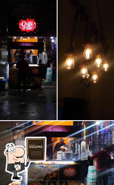 Look at the photo of Chilli Pilli