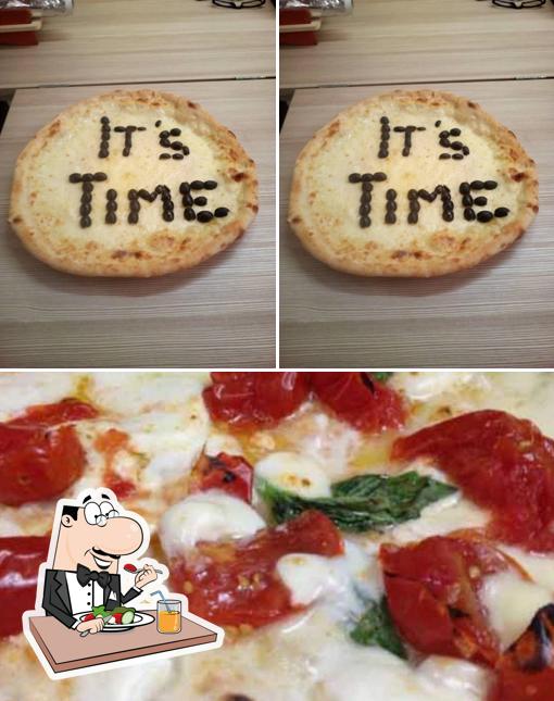 Cibo al "Umby" Pizza Candelo - Pizzeria da Asporto Forno a Legna