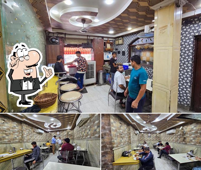The interior of Chacha Gyan Ka Dhaba