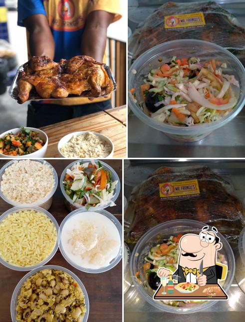 Comida em Mr. Frangu's - Ponto Novo
