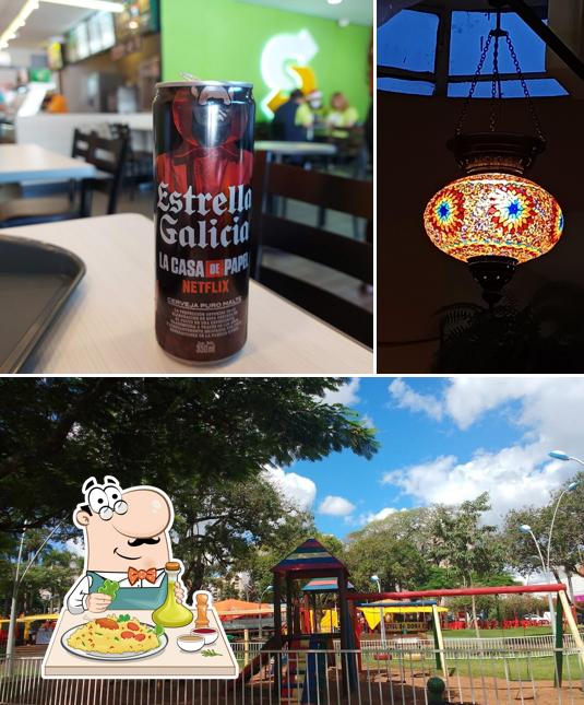 A imagem do Subway’s comida e área de lazer