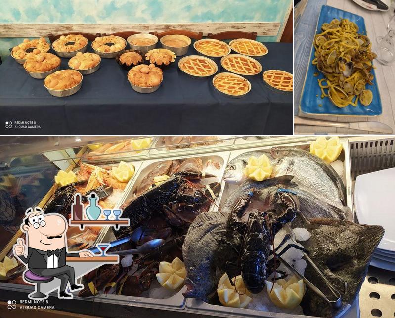 I Spettagolosi di Stinga Andrea si caratterizza per la interni e cibo