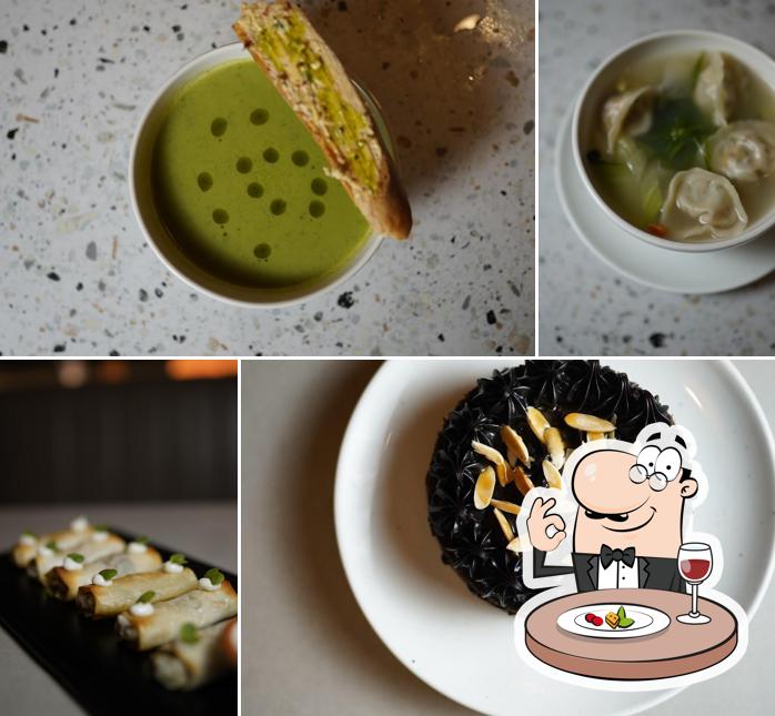 Bustling Brew Bistro Cafe