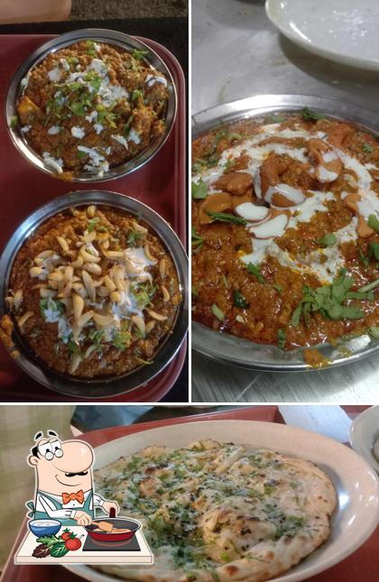 Chicken curry at THE GREAT PUNJABI DHABA