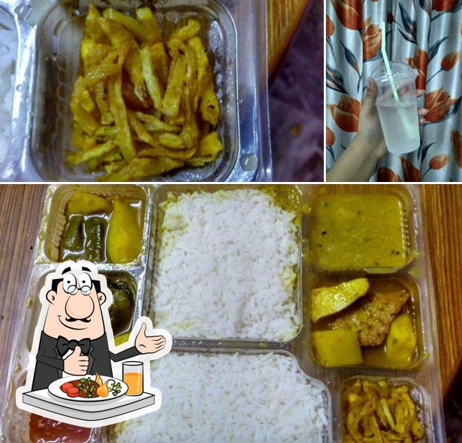 Among various things one can find food and beverage at Banglar Rannaghar