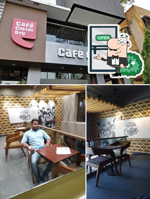Check out how Café Coffee Day looks outside