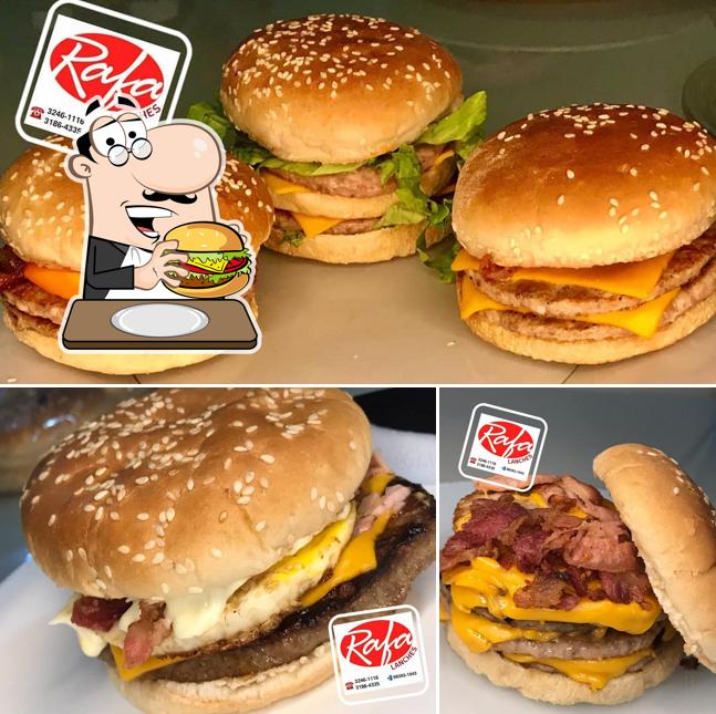 Hambúrguer em Rafa Lanches