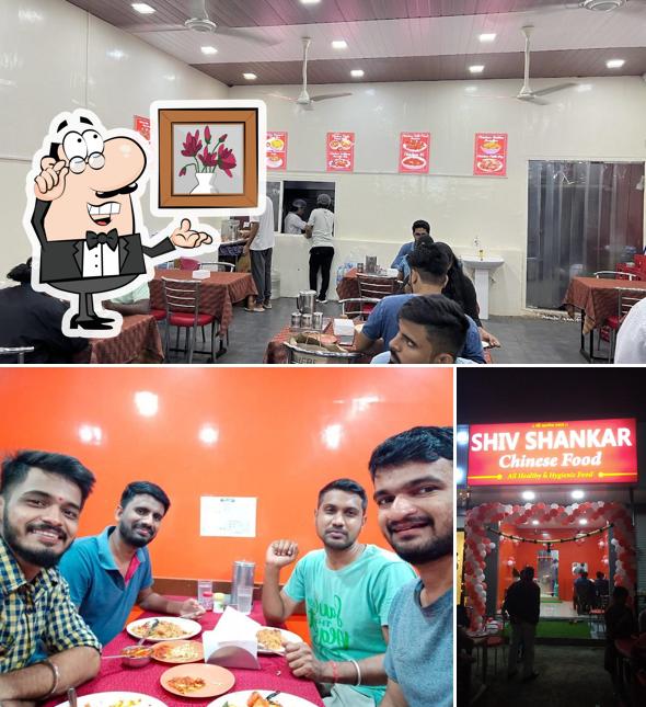 The interior of Shiv Shankar Chinese Food