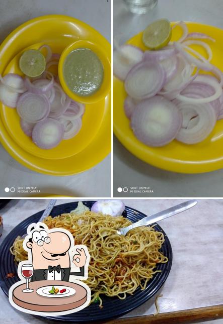 Food at Shimla Dhaba