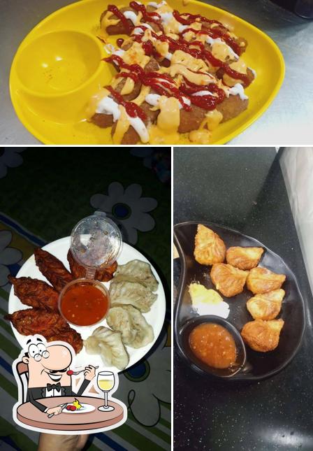 Food at Mad For Momos