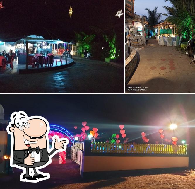 Assis river side a family restaurant