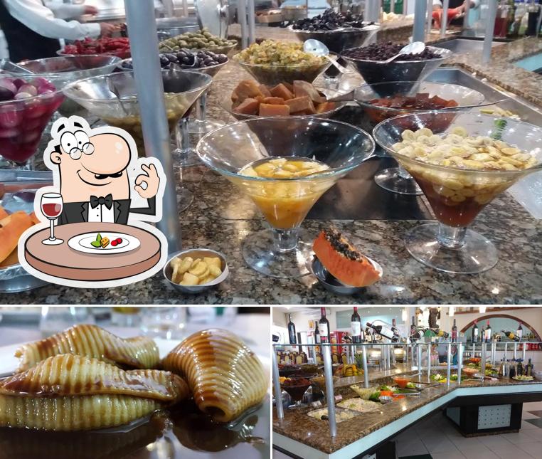 Comida em Churrascaria Boi Dourado