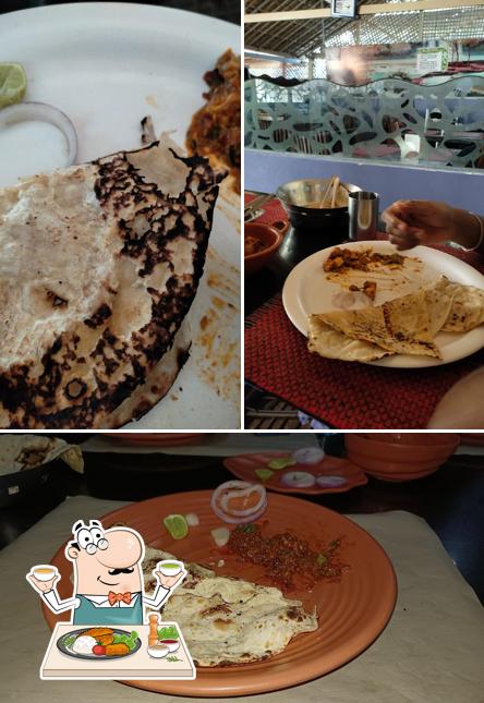 Food at RajuGari thota