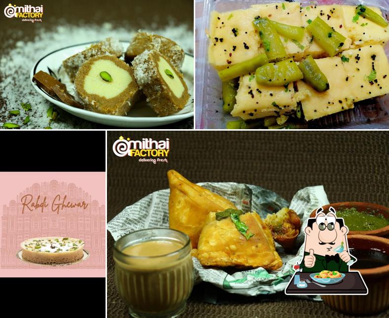 Food at Anandji Sweets