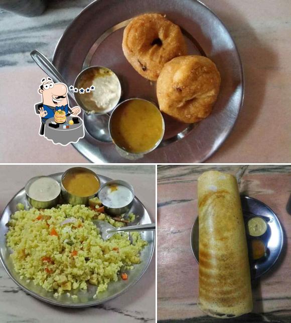 Food at New United Cafe