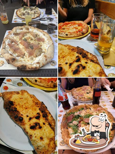 A Antica Pizzeria dell'Angelo, puoi ordinare una bella pizza