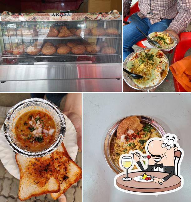 Food at Babulal Ki Kachori