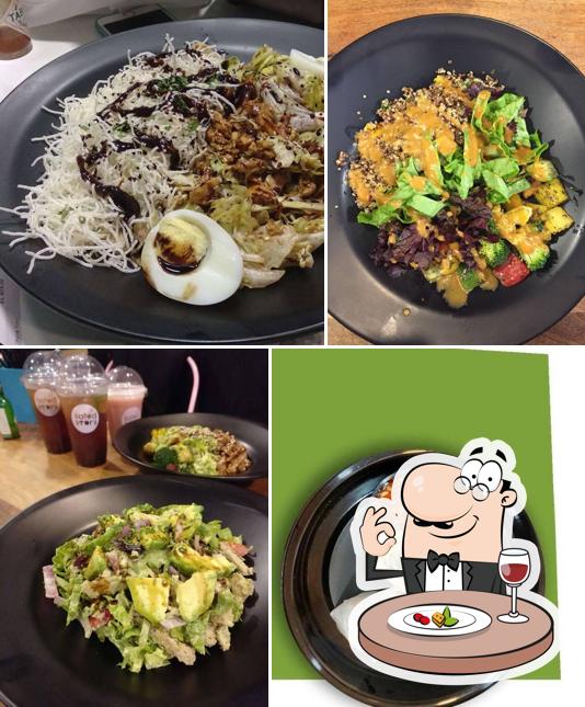 Food at The Salad Story