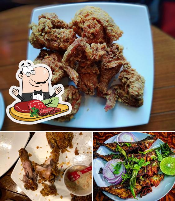 Try out meat dishes at TURKISH CAFE