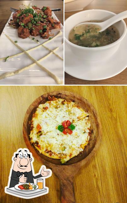 Food at Online 7 Cafe