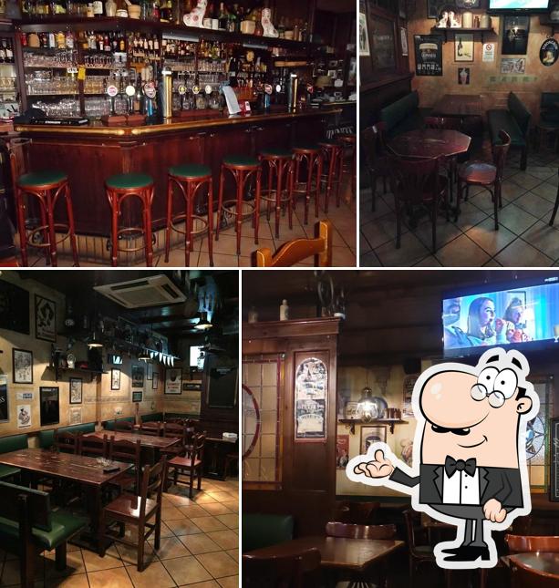 Dai un'occhiata agli interni di Hartigan's Irish