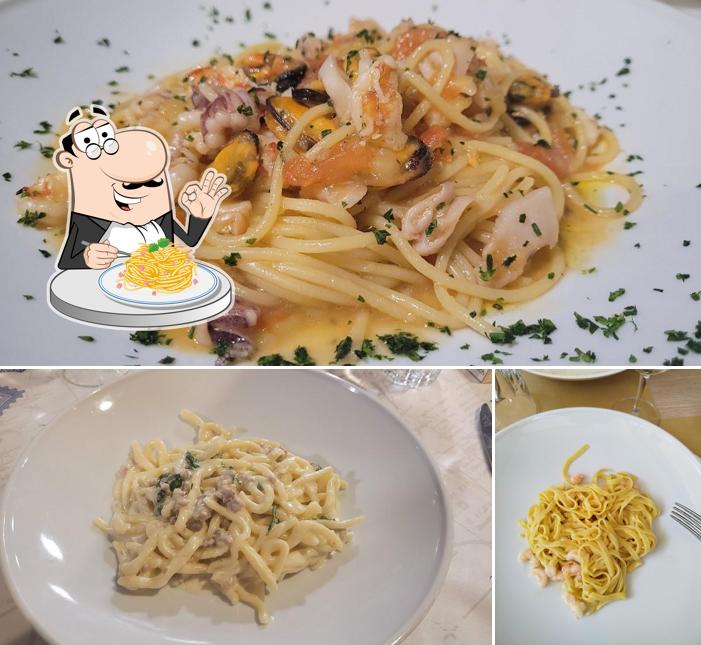 Spaghetti alla carbonara al Al Cacciatore Bar