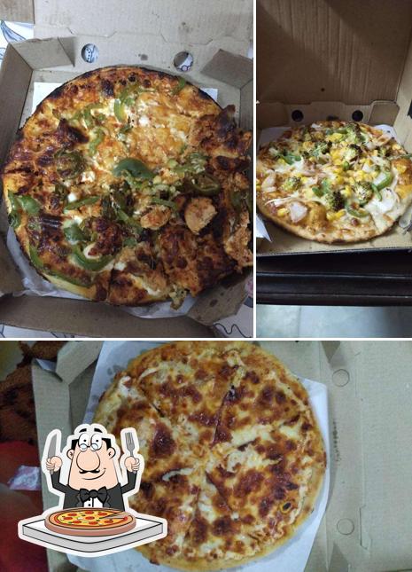 Try out pizza at Los Fiesta