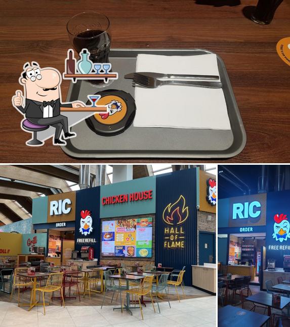 Dai un'occhiata agli interni di Ric Chicken House