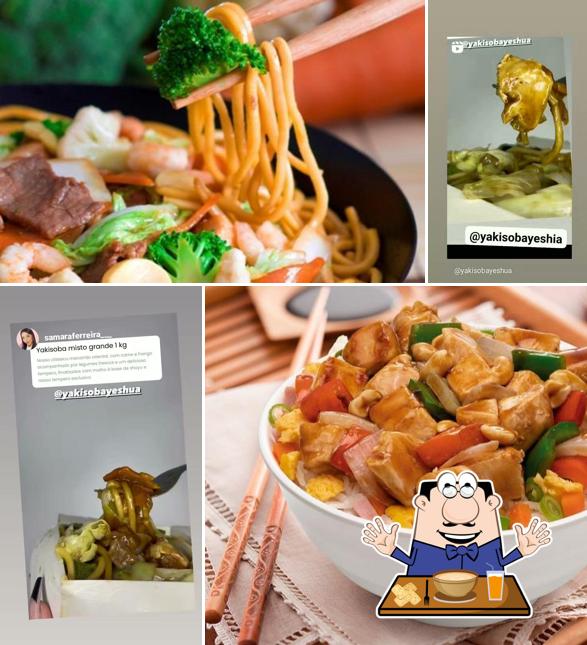 Platos en Yakisoba Yeshua