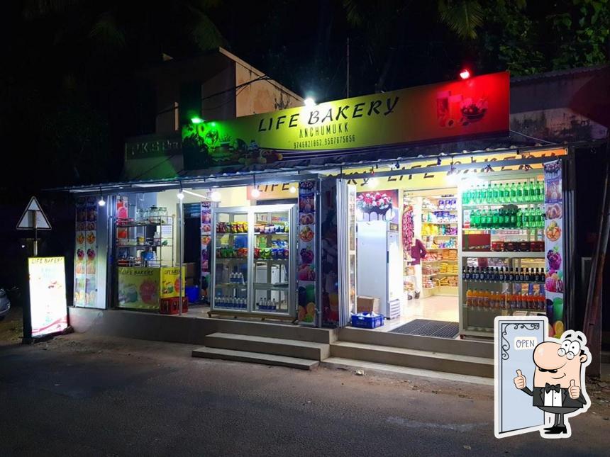 Look at the image of Life Bakery