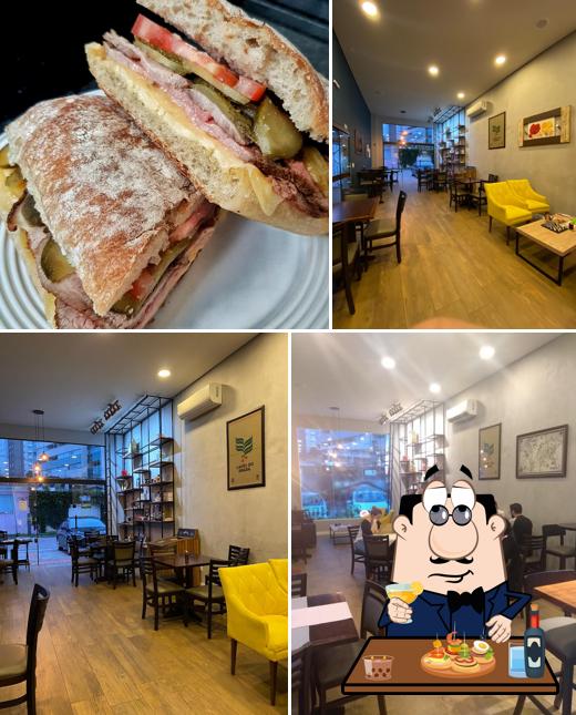 Escolha um sanduíche no Casa de Café