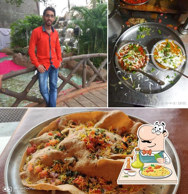 The photo of food and exterior at Krushna Mewad Bhojanalaya