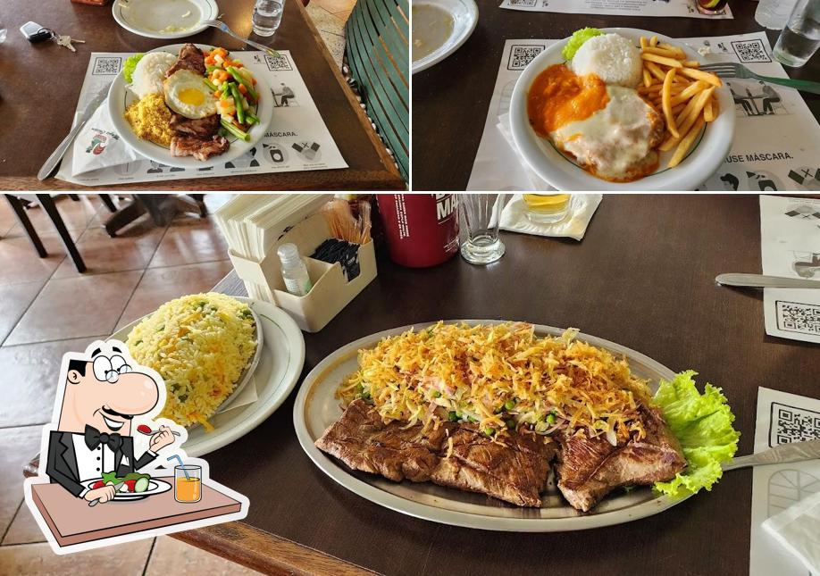 Platos en Magic Chicken