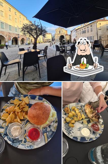 Ristorante Orologio si caratterizza per la cibo e interni