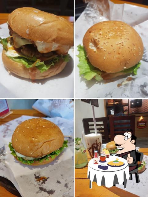 Burger Lounge Ramanattukara’s burgers will cater to satisfy a variety of tastes