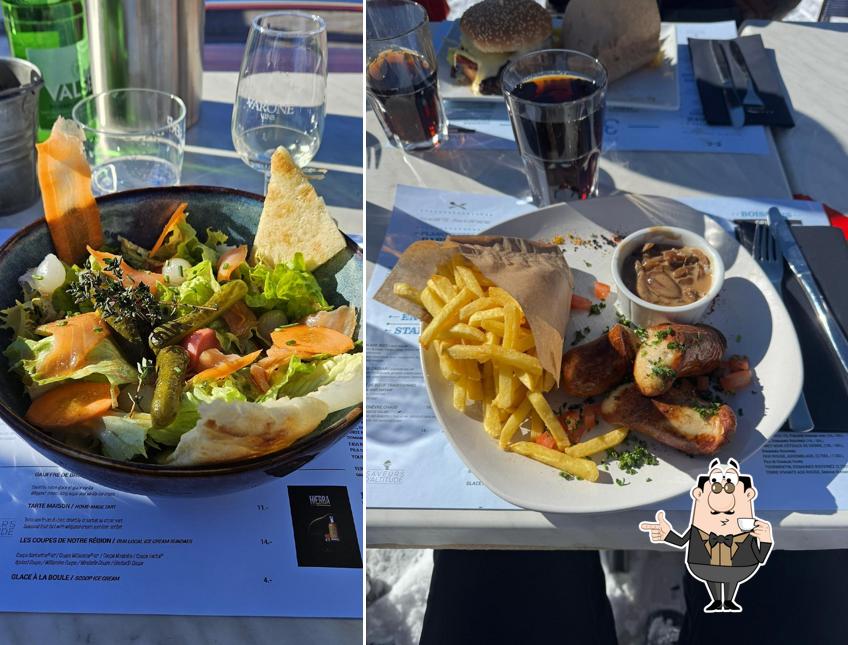 Goditi un drink a 3023