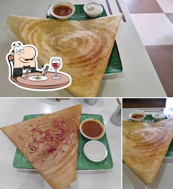 Masala dosa at Balaji Hotel Veg