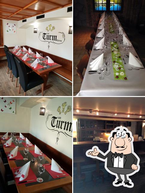 Siediti a un tavolo di Zum Turm