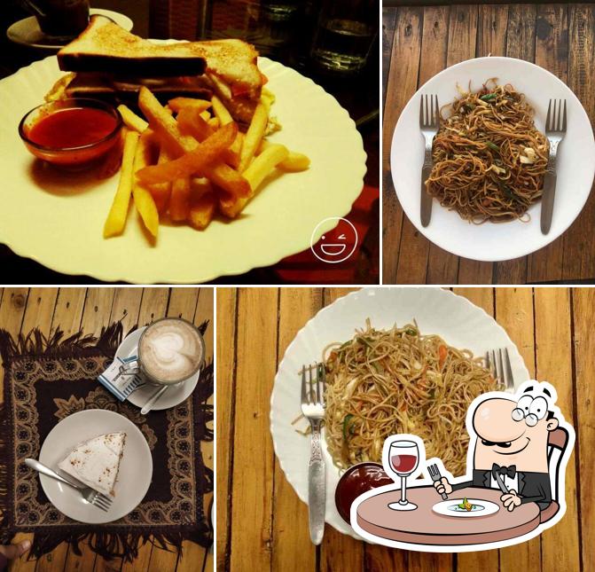 Food at Mark's Cafe-Diner