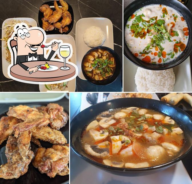 Saralee's thai street food bistro