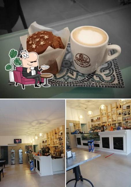 La immagine di interni e cibo da Bar Mirka