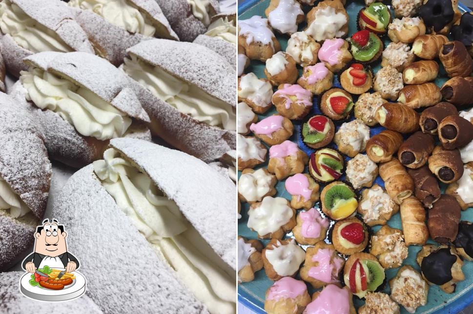 Platti al Pasticceria gelateria Benedetti