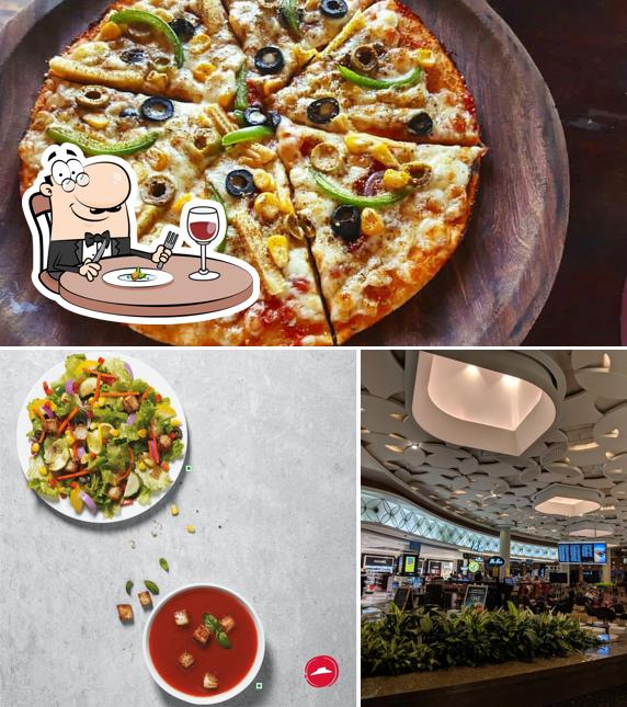 Meals at Pizza Hut Chhatrapati Shivaji Domestic Airport, Mumbai