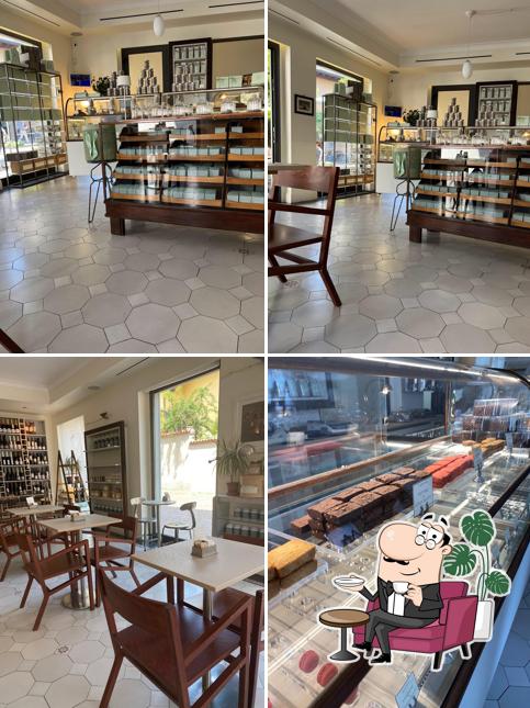 Siediti a un tavolo di Sambirano Boutique Cafè