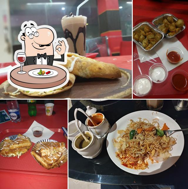 Rooster Cafe, Best pizza in madhubani