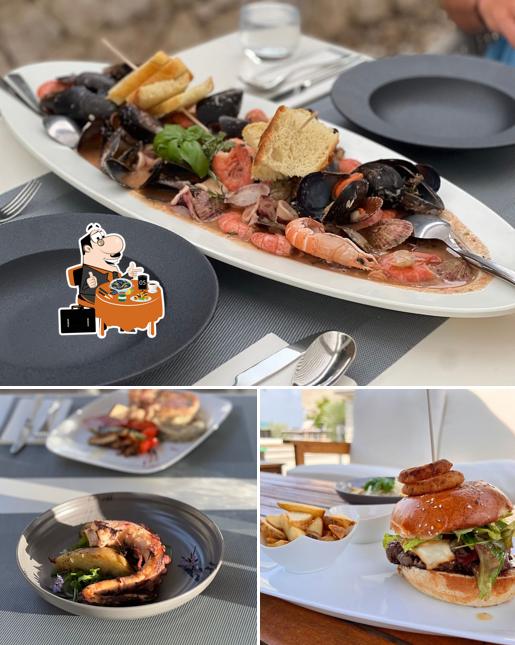 Cozze al Lemon Restaurant & Bar